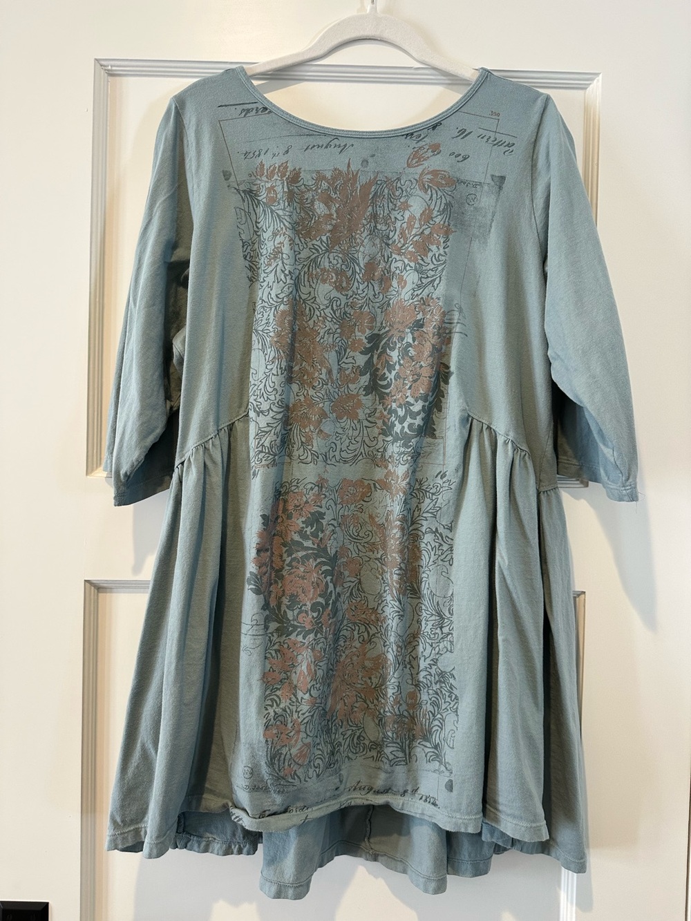 Bluefish Jen’s Tunic in Early Sky